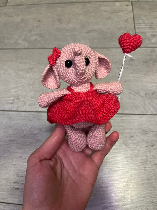 Elephant Lussy in a Dress Crochet PDF Pattern ENG